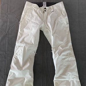 Patagonia women’s snow/ski/snowboard pants
